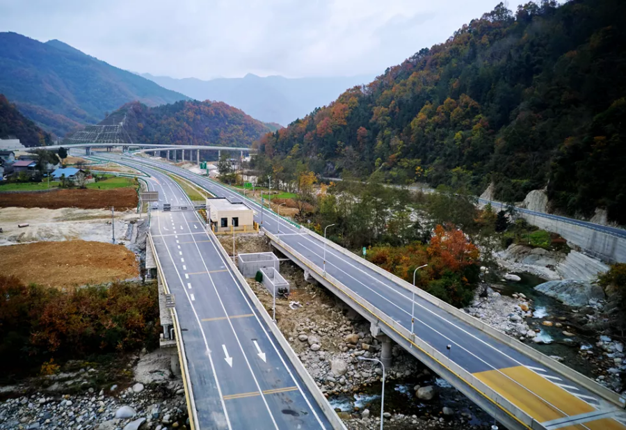 完美收官-公司參建的德會高速、廣平高速平武段建成通車！